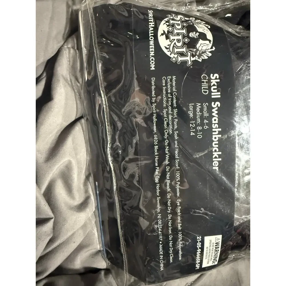 New Spirit Halloween Skull Swashbuckler Costume Boys Size Small 4-6 Black - Picture 4 of 6